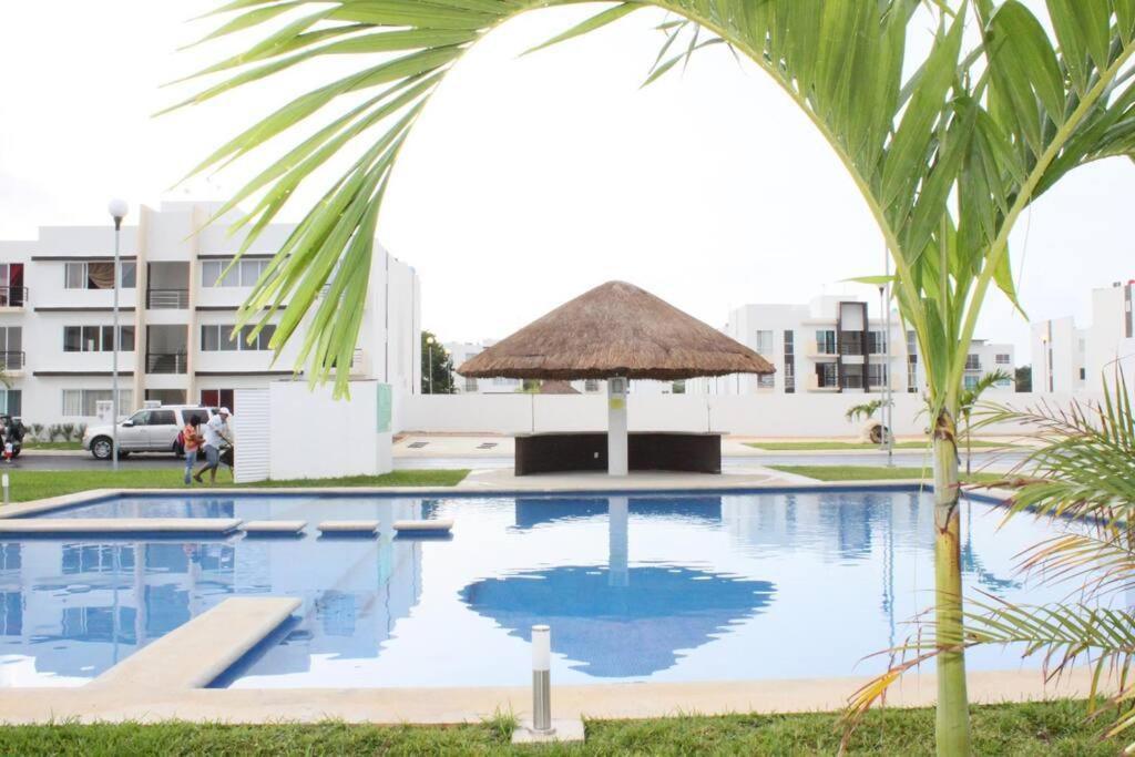 Depa De Playa C/Alberca Cerca De La 5A Avenida Apartment Playa del Carmen Exterior foto